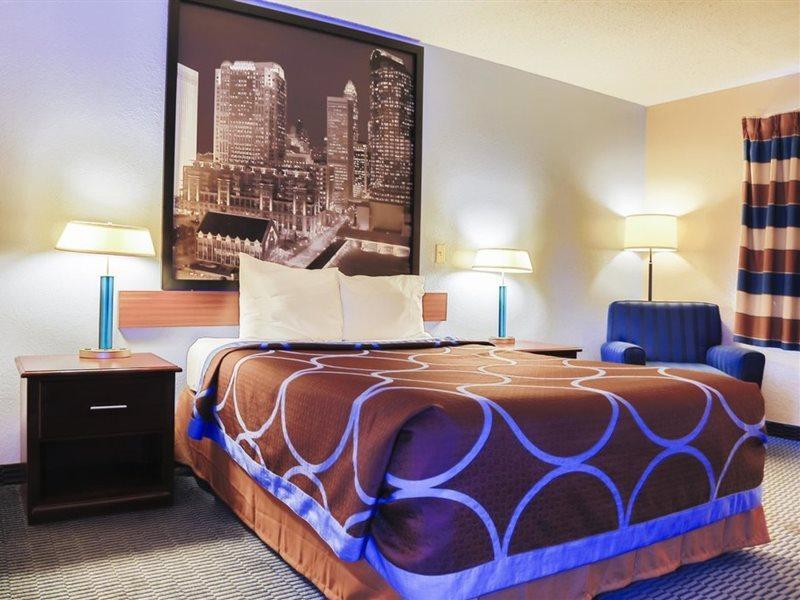 Super 8 By Wyndham Charlotte University Dış mekan fotoğraf