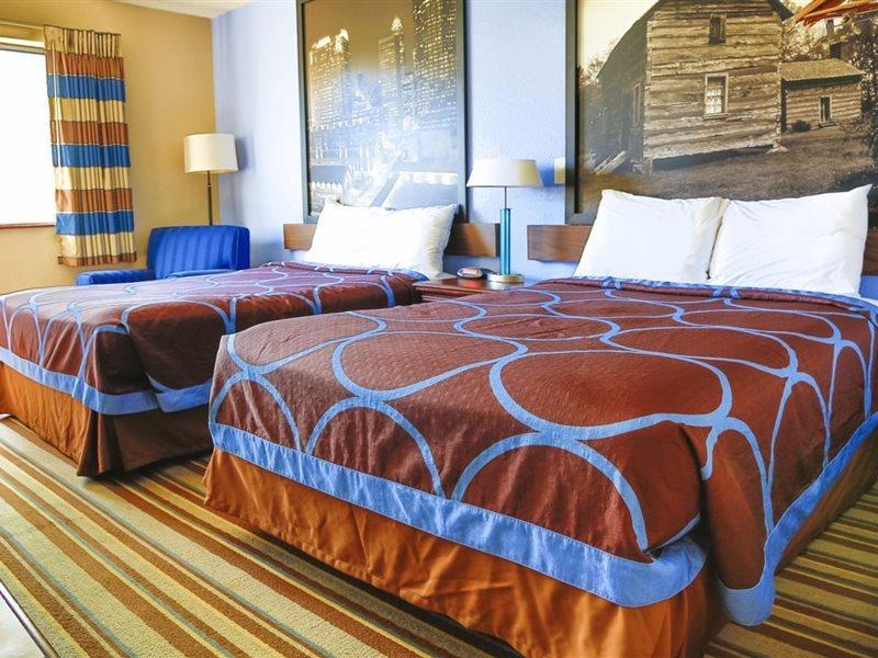 Super 8 By Wyndham Charlotte University Dış mekan fotoğraf